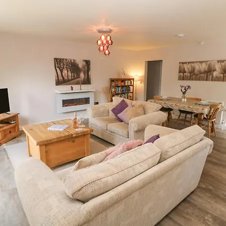 Holiday home Causeway Hideaway *